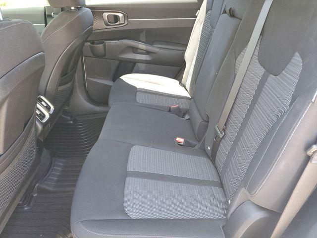 used 2025 Kia Sorento car, priced at $27,556