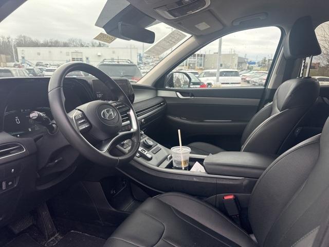 used 2025 Hyundai Palisade car, priced at $34,995