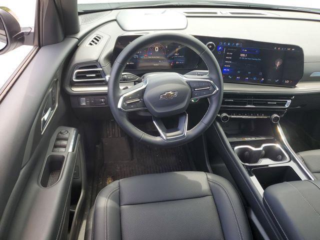 new 2026 Chevrolet Traverse car, priced at $49,215