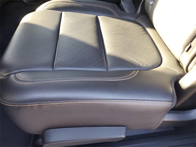 used 2021 Chevrolet Traverse car, priced at $21,969