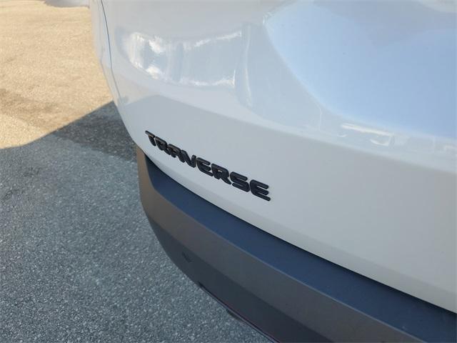 used 2021 Chevrolet Traverse car, priced at $21,969