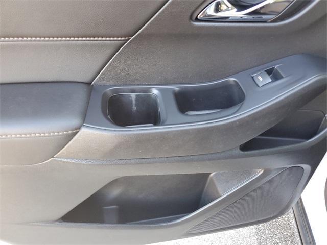 used 2021 Chevrolet Traverse car, priced at $21,969