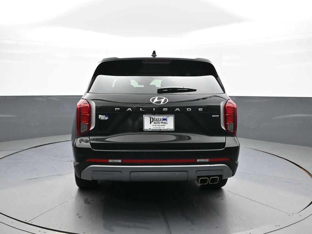 used 2025 Hyundai Palisade car, priced at $40,100