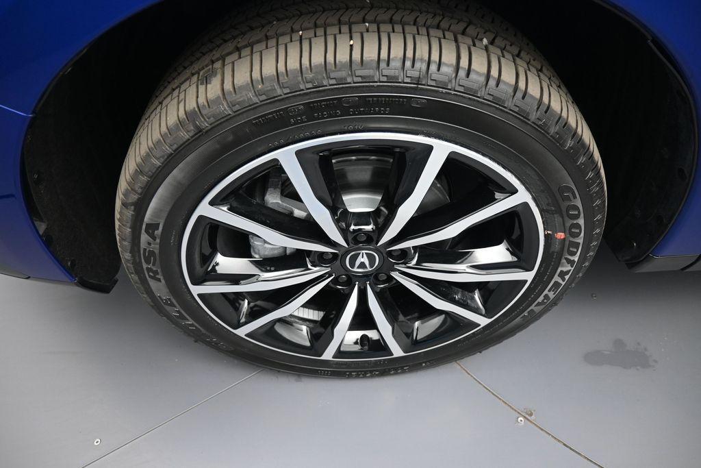 new 2026 Acura RDX car, priced at $56,900