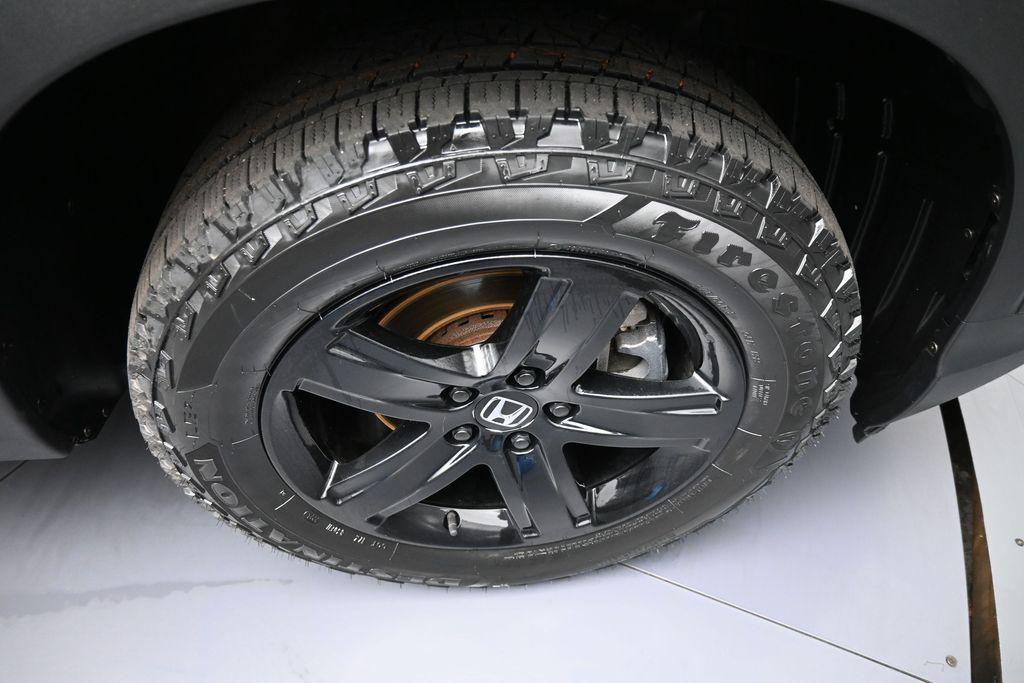 used 2023 Honda Ridgeline car, priced at $33,200