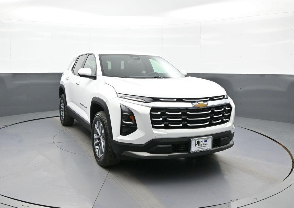 used 2025 Chevrolet Equinox car, priced at $23,300