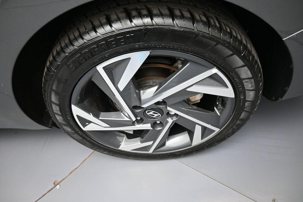 used 2025 Hyundai Elantra car, priced at $18,675