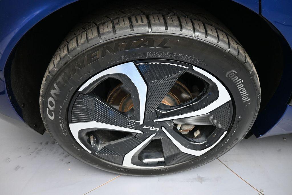 used 2022 Kia EV6 car, priced at $23,000