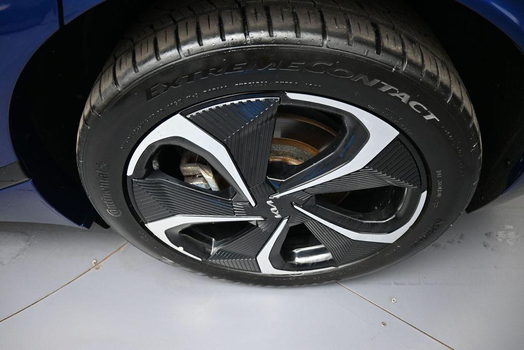 used 2022 Kia EV6 car, priced at $23,000