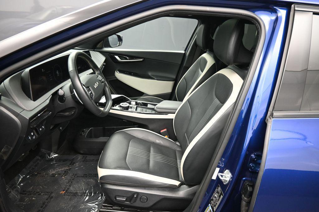 used 2022 Kia EV6 car, priced at $23,000
