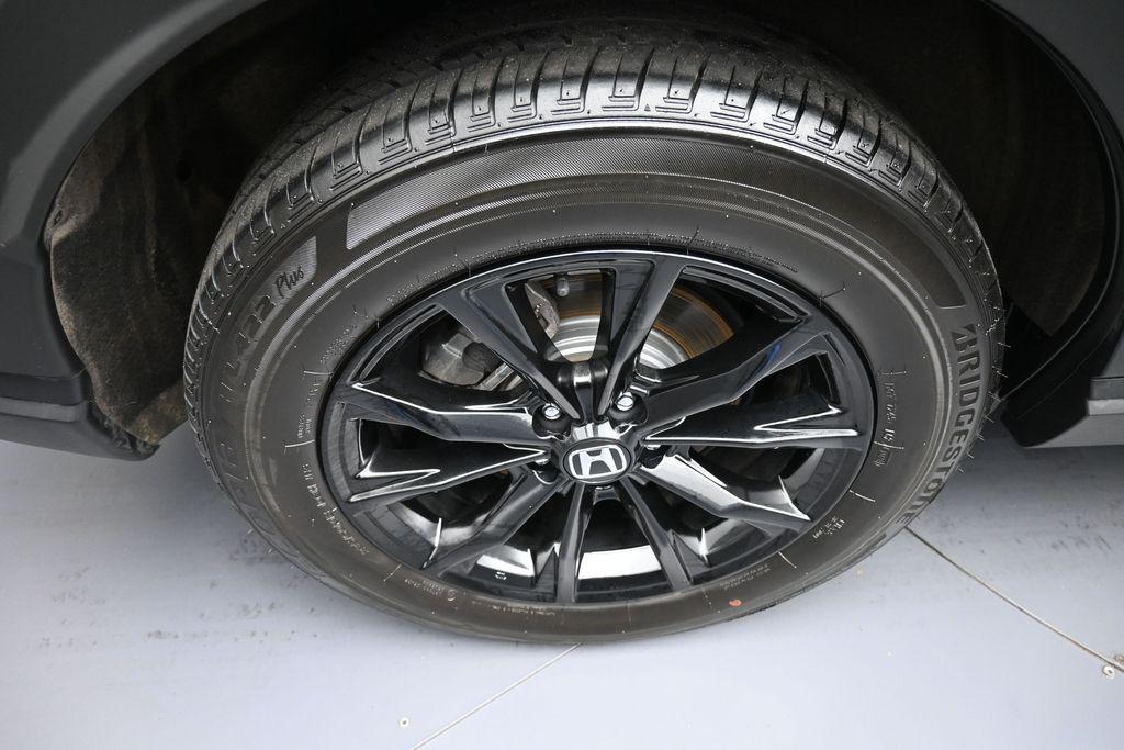 used 2024 Honda CR-V Hybrid car, priced at $34,400