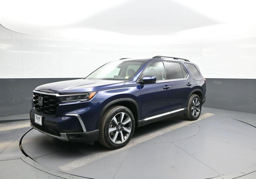 used 2024 Honda Pilot car, priced at $44,000