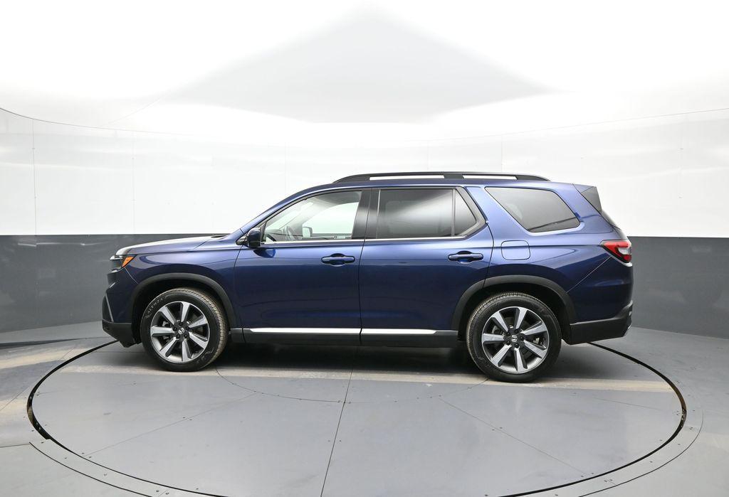 used 2024 Honda Pilot car, priced at $44,000