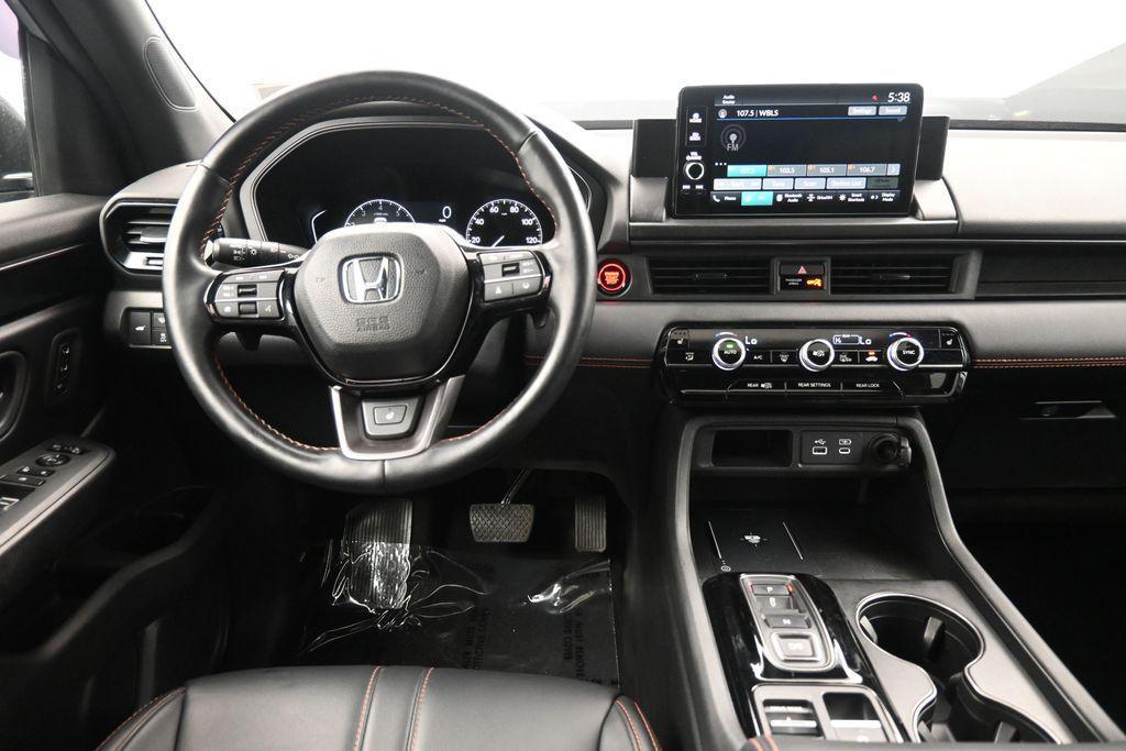 used 2024 Honda Pilot car, priced at $41,500