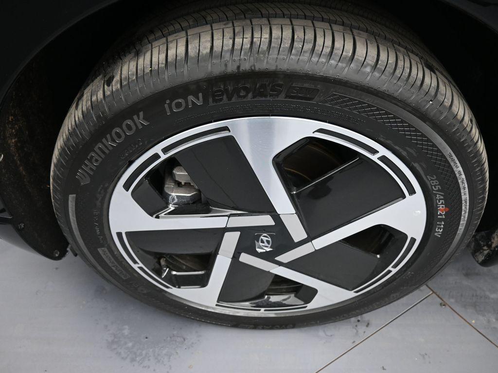 new 2026 Hyundai IONIQ 9 car, priced at $73,570