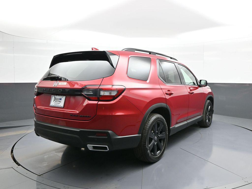 used 2025 Honda Pilot car, priced at $45,900