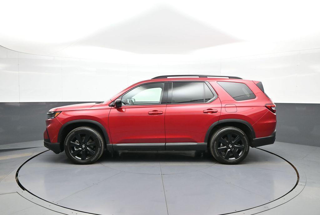 used 2025 Honda Pilot car, priced at $45,900
