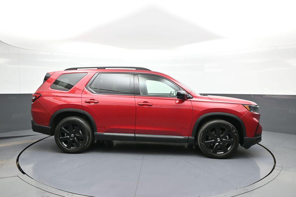 used 2025 Honda Pilot car, priced at $45,900
