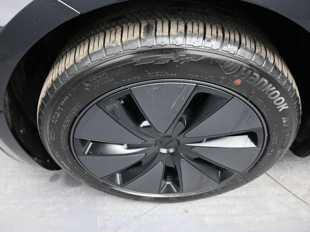 used 2025 Tesla Model 3 car, priced at $34,000