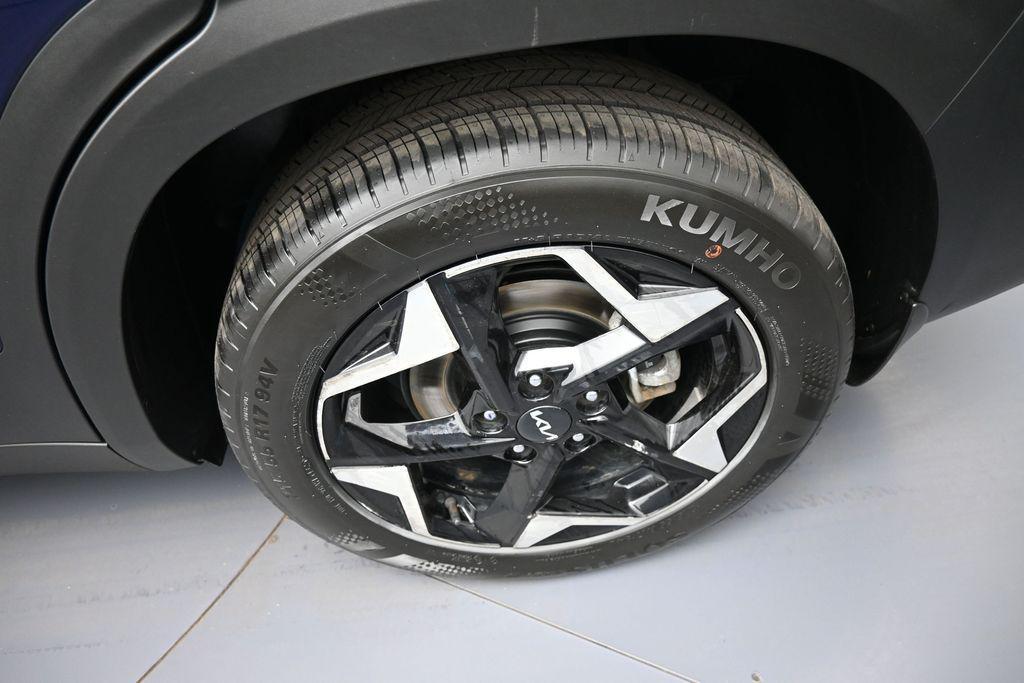 used 2024 Kia Seltos car, priced at $20,700