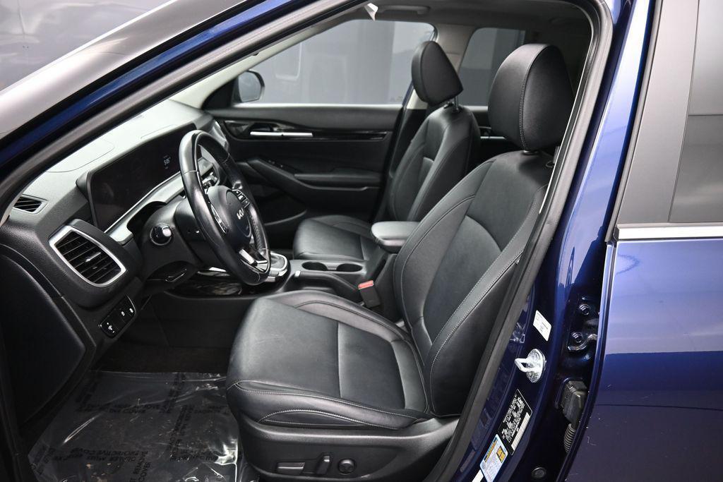 used 2024 Kia Seltos car, priced at $20,700