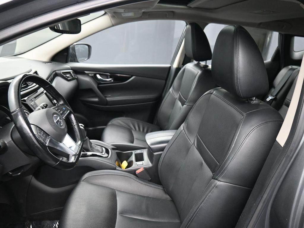 used 2021 Nissan Rogue Sport car, priced at $20,600