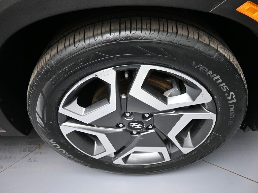 used 2024 Hyundai Palisade car, priced at $37,000