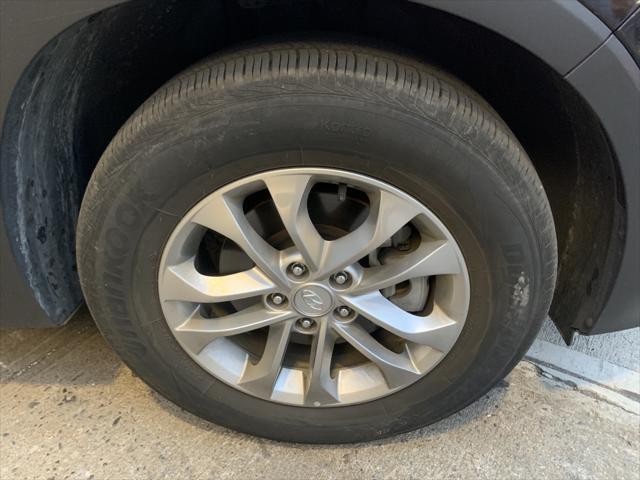 used 2019 Hyundai Santa Fe car, priced at $17,000
