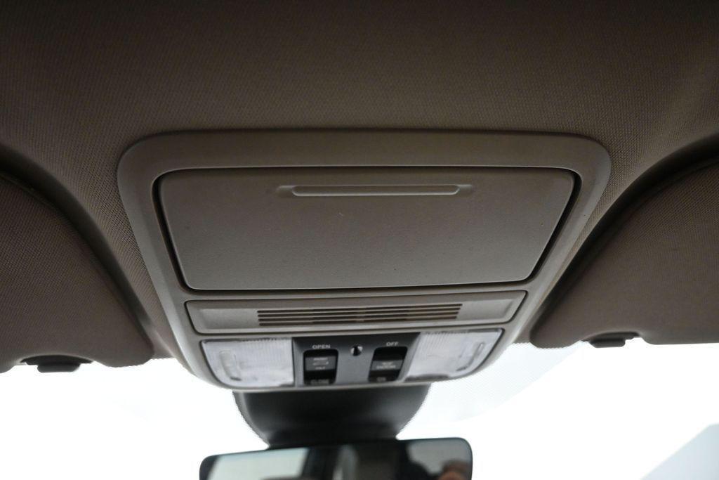 used 2023 Honda Odyssey car, priced at $32,000