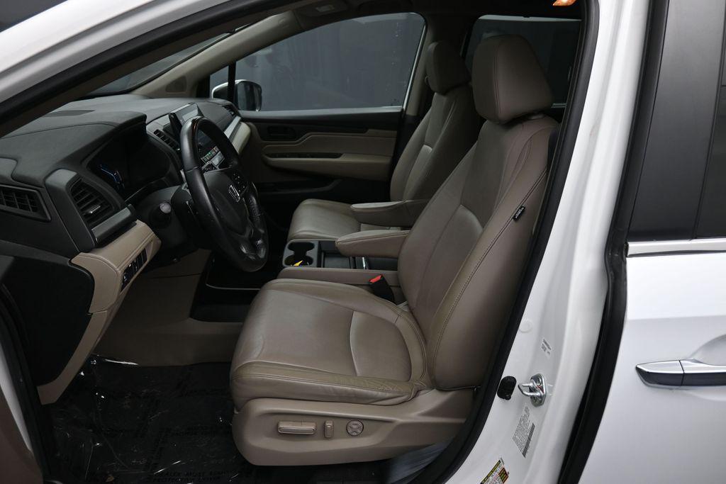 used 2023 Honda Odyssey car, priced at $32,000