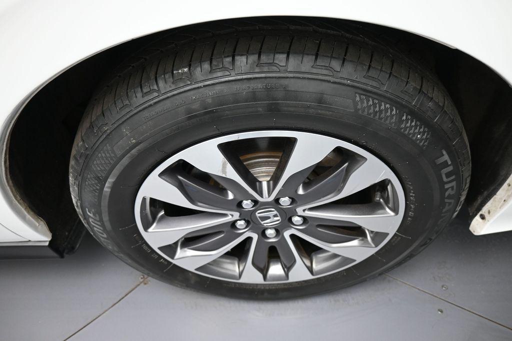 used 2023 Honda Odyssey car, priced at $32,000