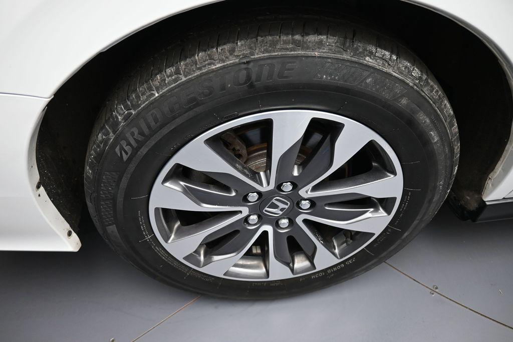 used 2023 Honda Odyssey car, priced at $32,000