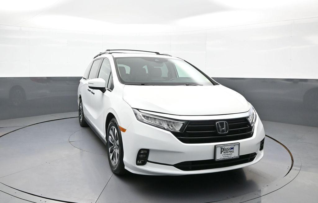 used 2023 Honda Odyssey car, priced at $32,000