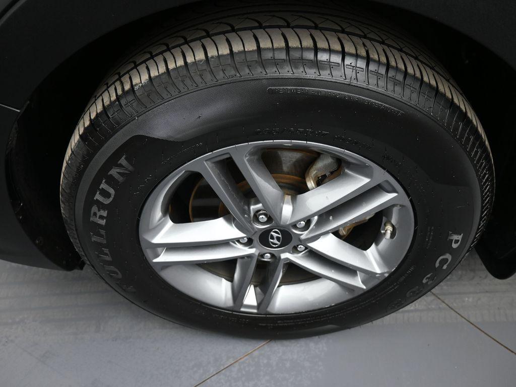 used 2018 Hyundai Santa Fe Sport car, priced at $13,900