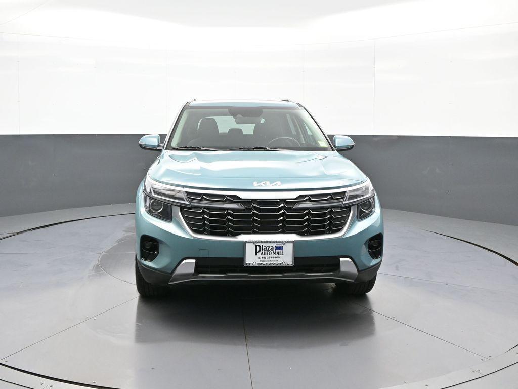 used 2024 Kia Seltos car, priced at $21,800
