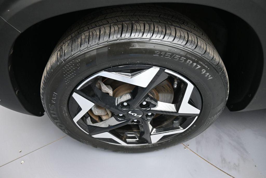 used 2024 Kia Seltos car, priced at $21,800