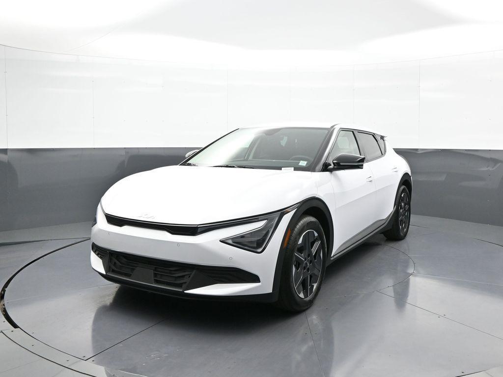 new 2025 Kia EV6 car, priced at $52,550
