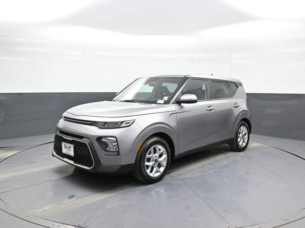 used 2022 Kia Soul car, priced at $17,000