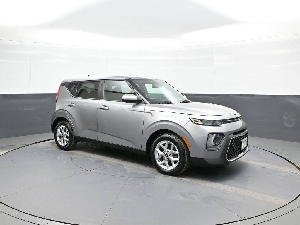 used 2022 Kia Soul car, priced at $17,000