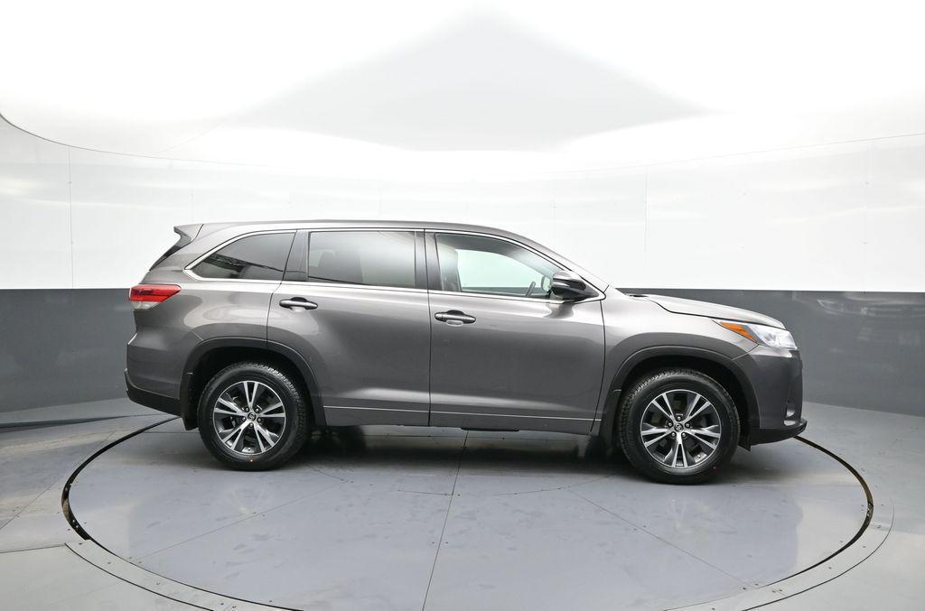 used 2017 Toyota Highlander car, priced at $17,800