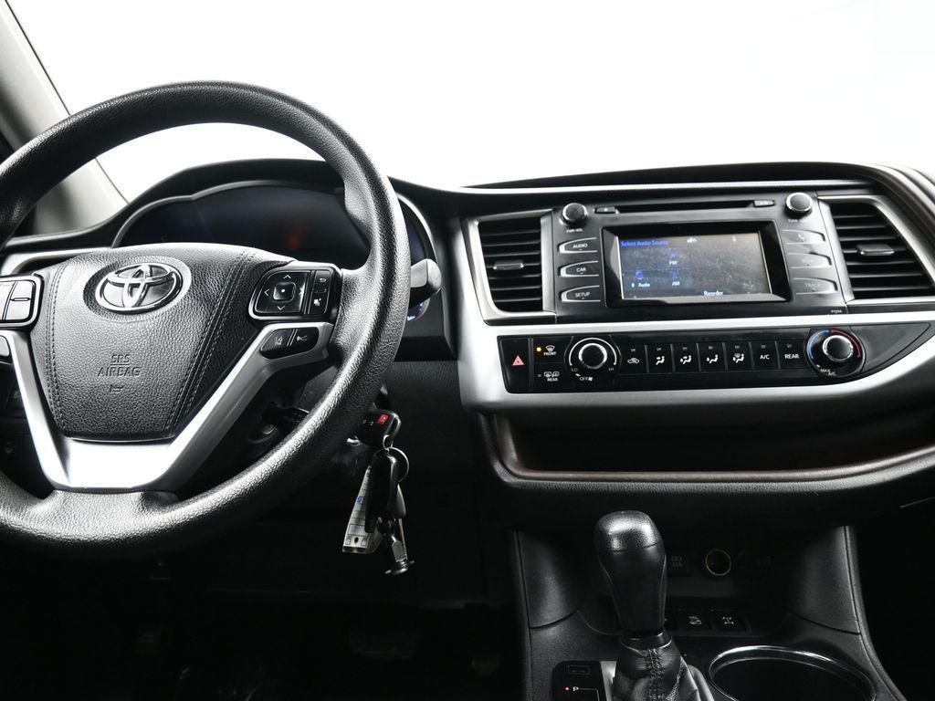 used 2017 Toyota Highlander car, priced at $17,800