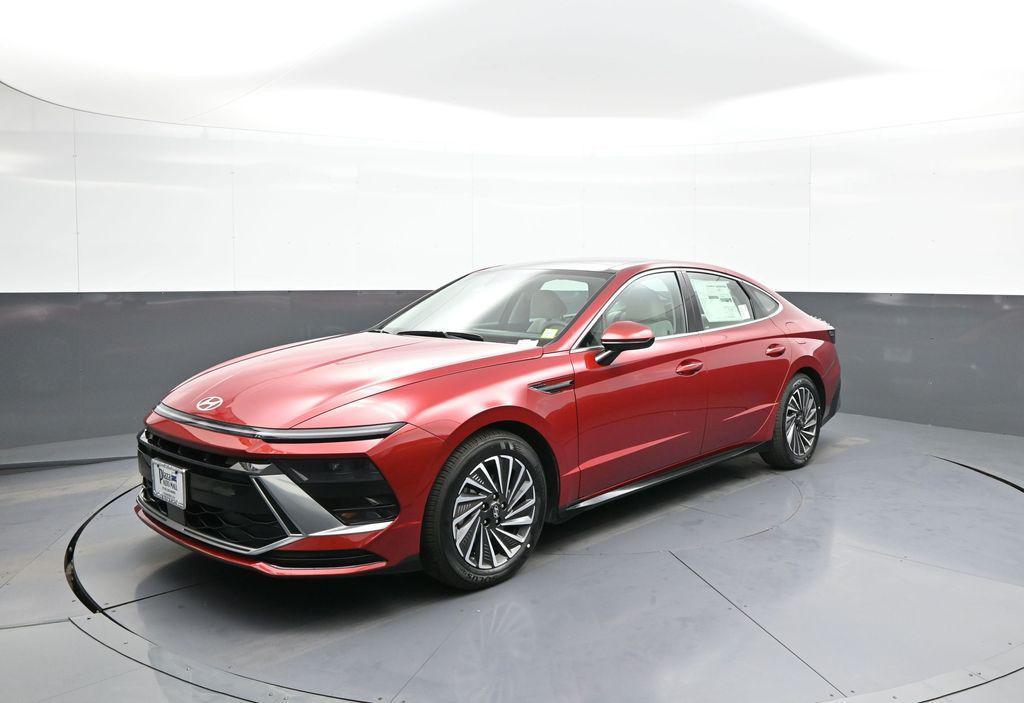 new 2026 Hyundai Sonata Hybrid car, priced at $34,625