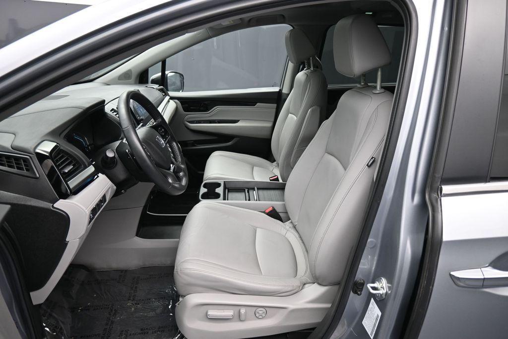 used 2023 Honda Odyssey car, priced at $34,500