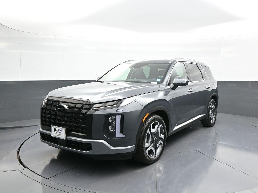 used 2025 Hyundai Palisade car, priced at $42,500