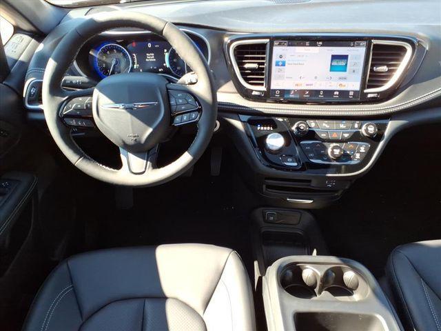 new 2026 Chrysler Pacifica car, priced at $40,280