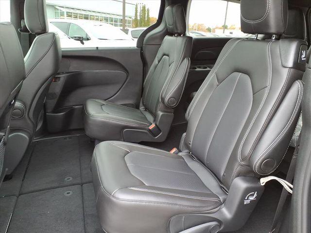 new 2026 Chrysler Pacifica car, priced at $43,530