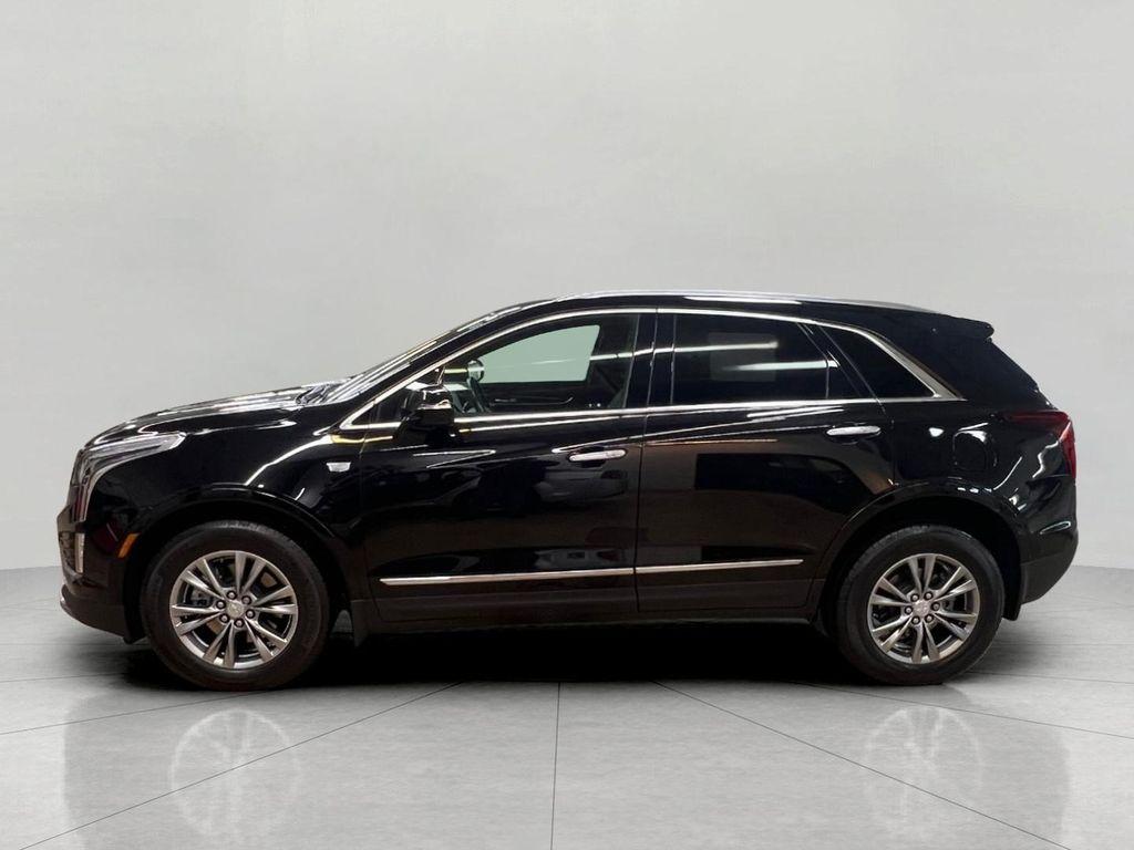 used 2021 Cadillac XT5 car, priced at $28,722