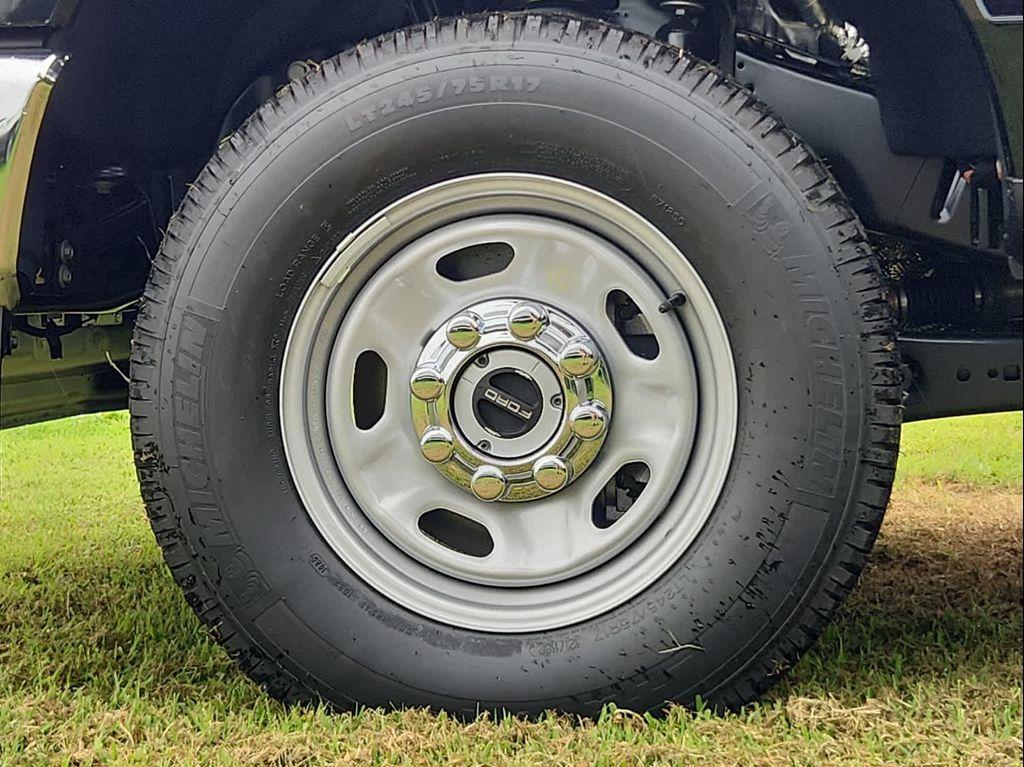 new 2025 Ford F-250 car, priced at $69,990