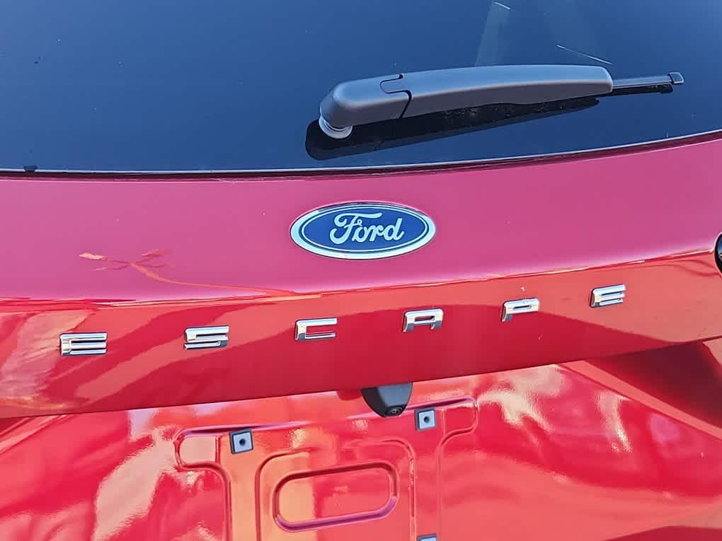 new 2026 Ford Escape PHEV car, priced at $43,010