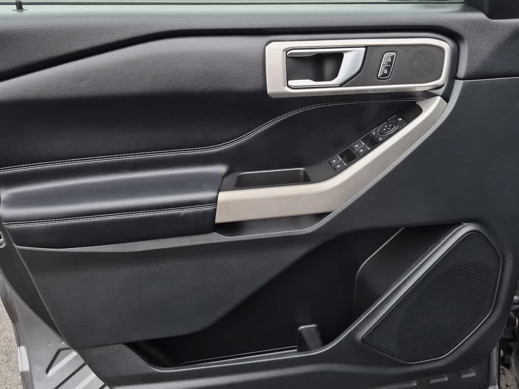 used 2022 Ford Explorer car, priced at $32,875